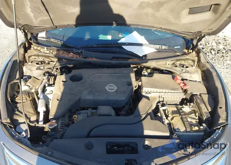 2015 Nissan Altima 2.5 S z USA, uszkodzony, nr VIN 1N4AL3AP3FN396810